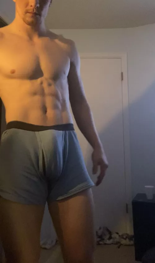 I love the feeling of my bilge stretching my briefs