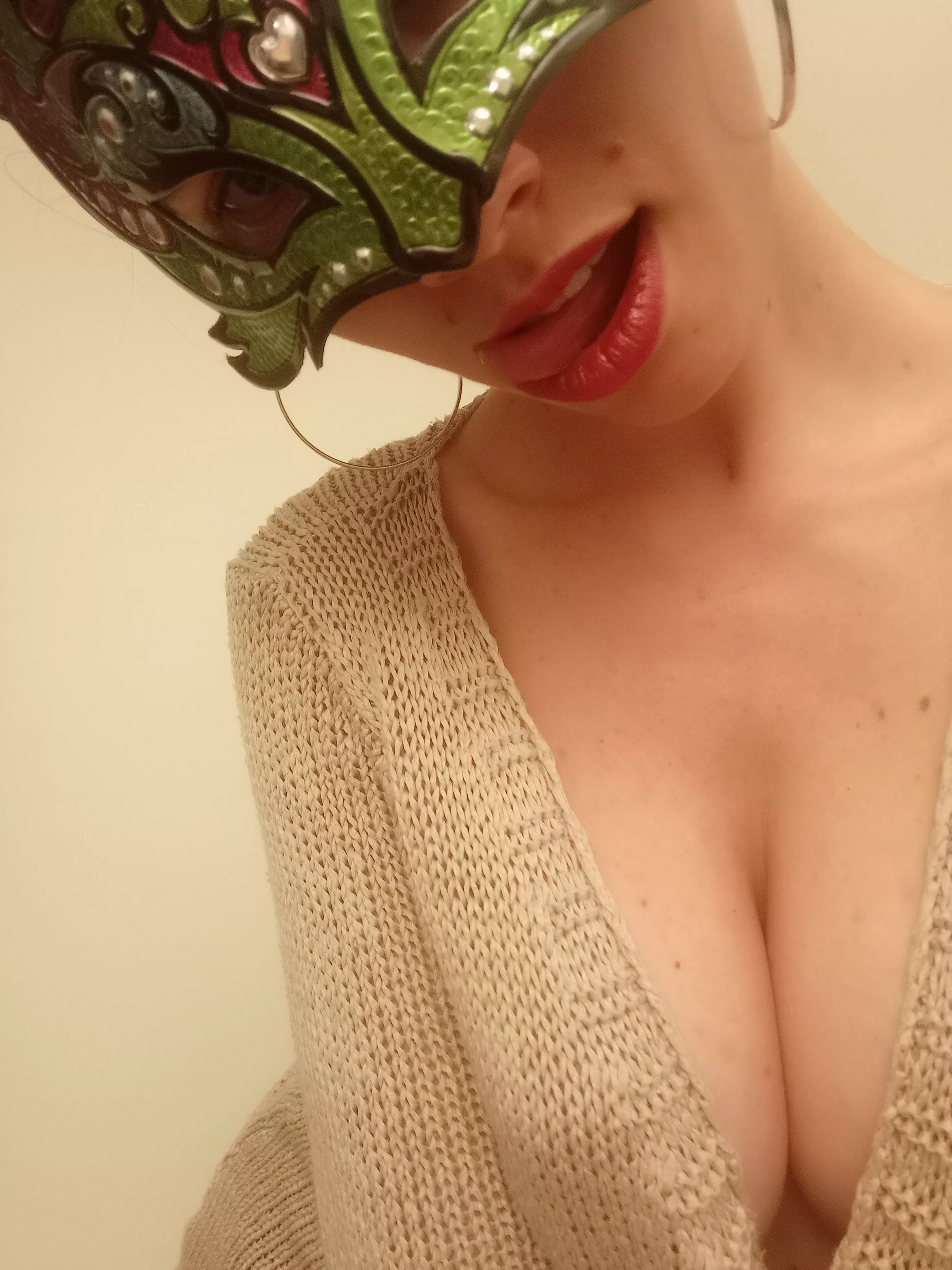 I present the definition of spicy content to you.