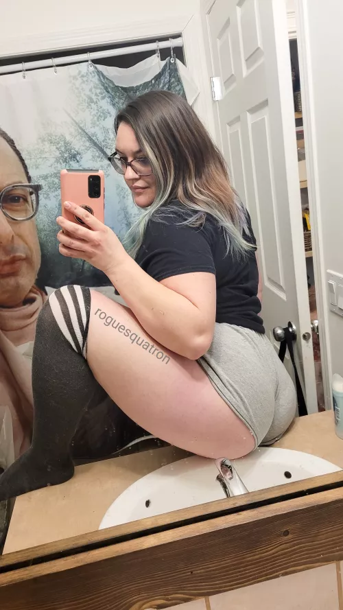 I see you lookin', Jeff.