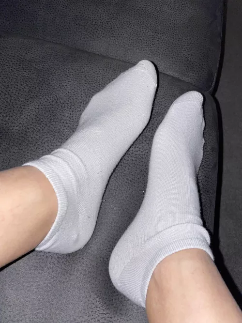 I would love to cover your face with my feet