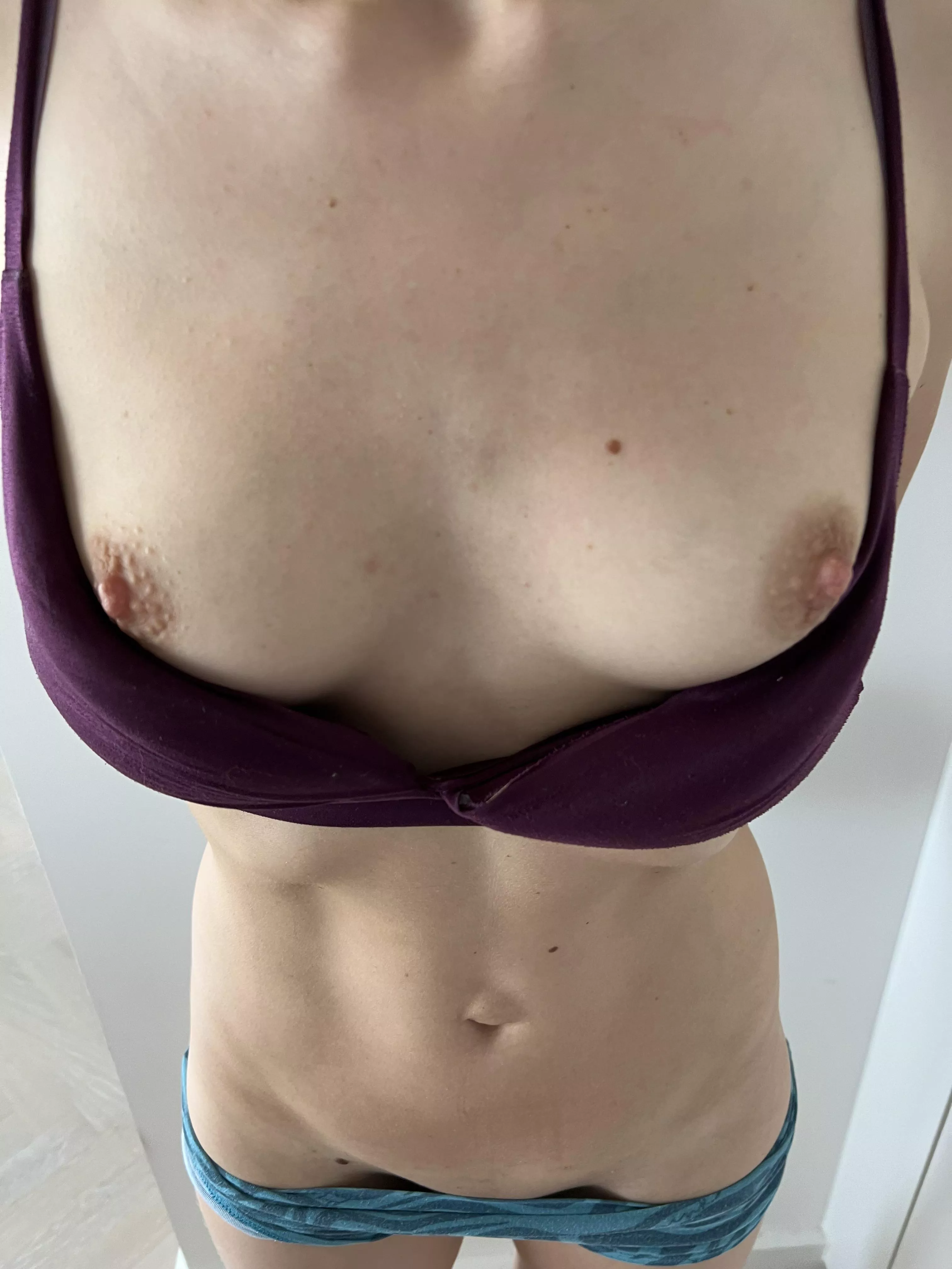 I’d love a girl right now 🥰😍