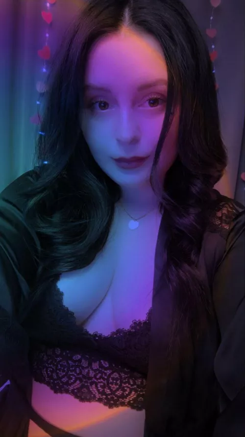 I’m live [ Cute__Wendy]