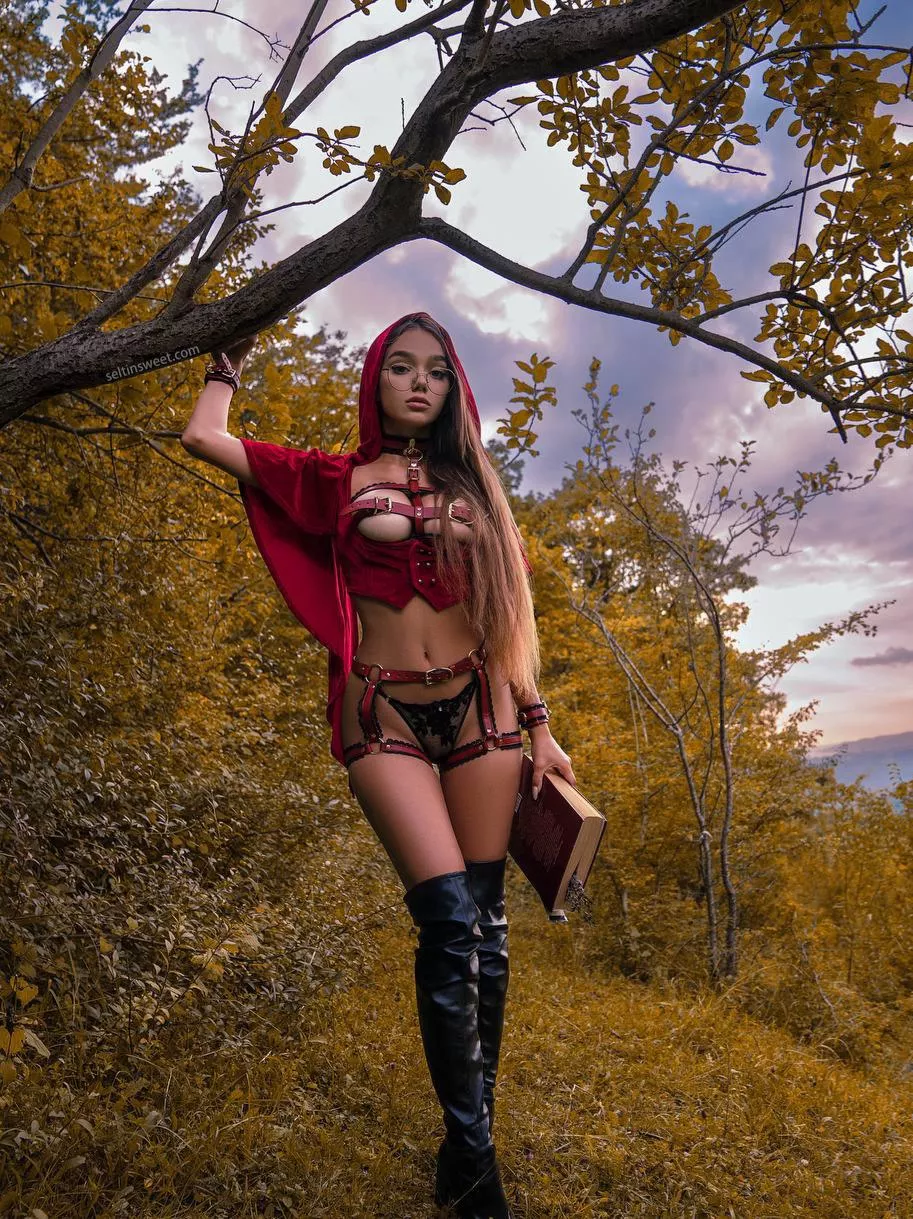 In this book there are all the magical rituals that I'm going to use to seduce you. Don't try to resist🤗💘