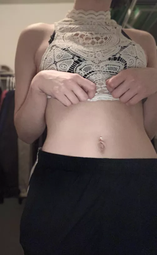 Just chillin in your closet [F][25]