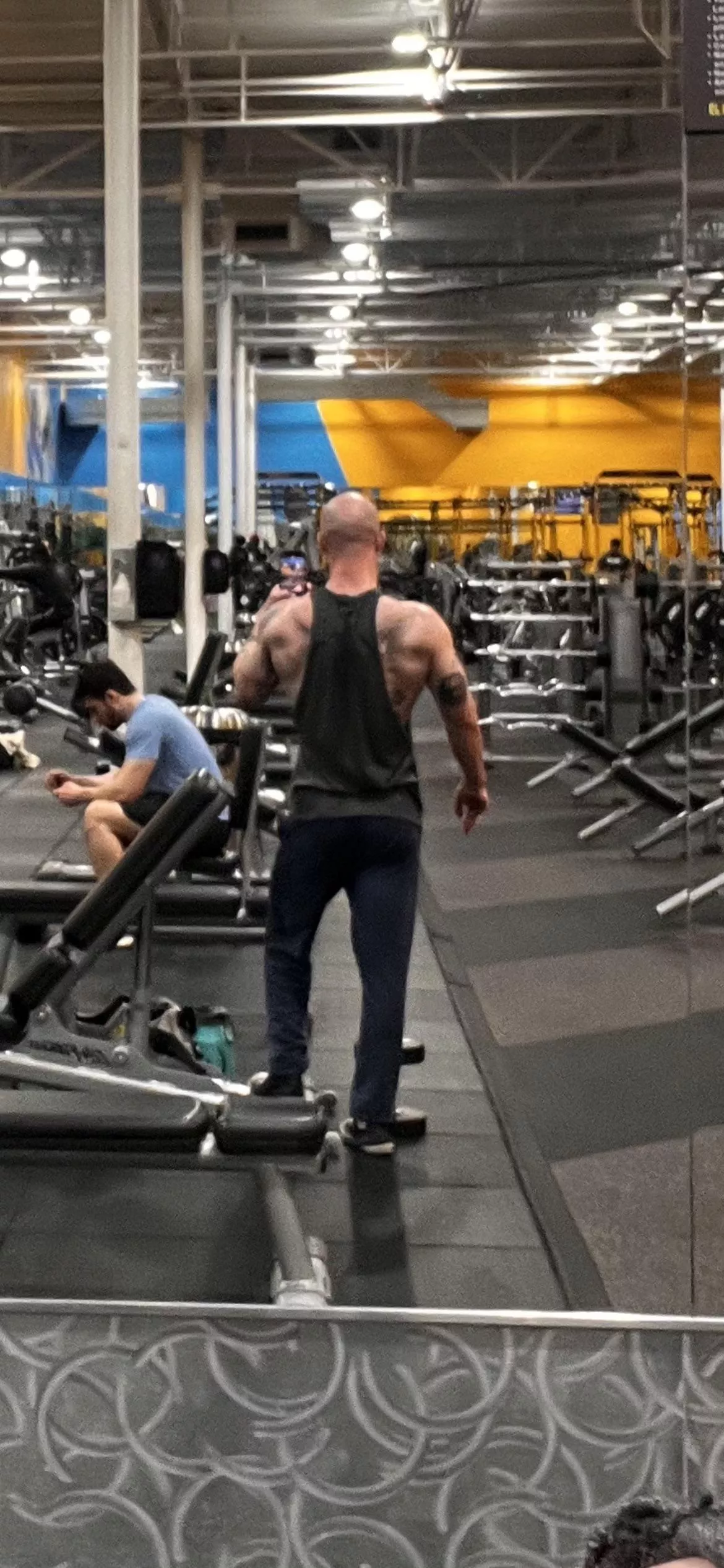 Kinda low quality picture, but good quality back