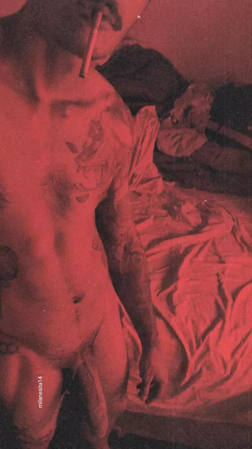 Lick under my hood and make it grow 😏