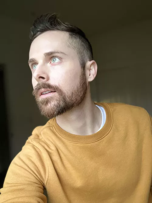 POV Waiting for my friends to log on Apex.