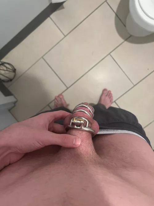 Should my cage be pushing this far forward?