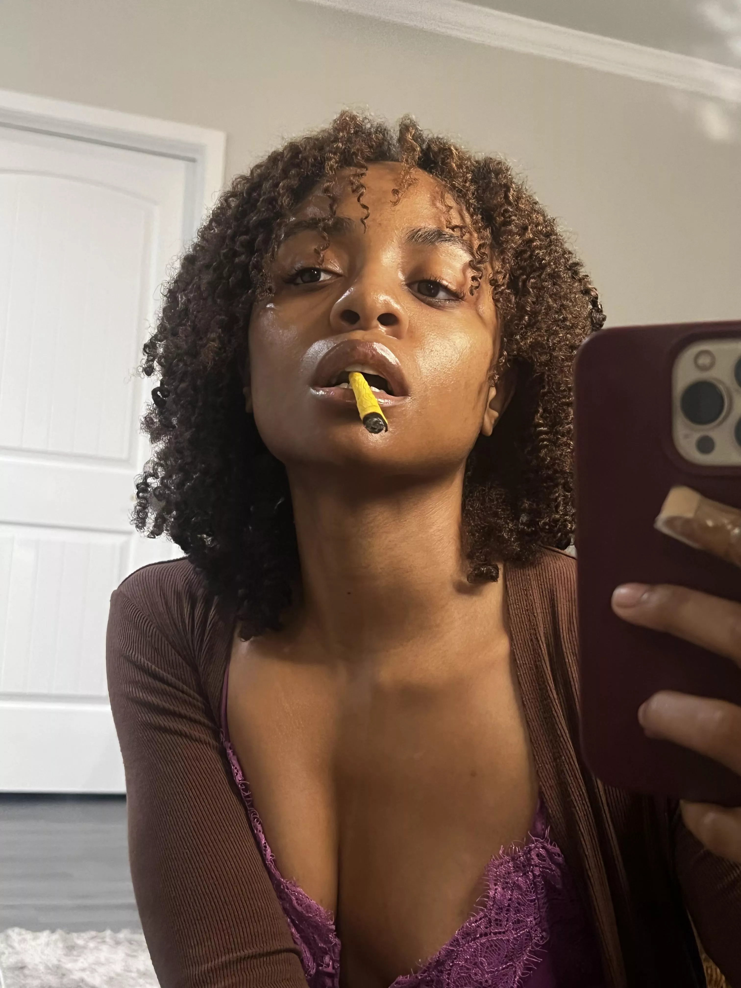 Smoking Yellow Roses 🌹