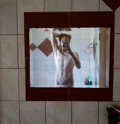 wanna touch the veins by my V line? 👅