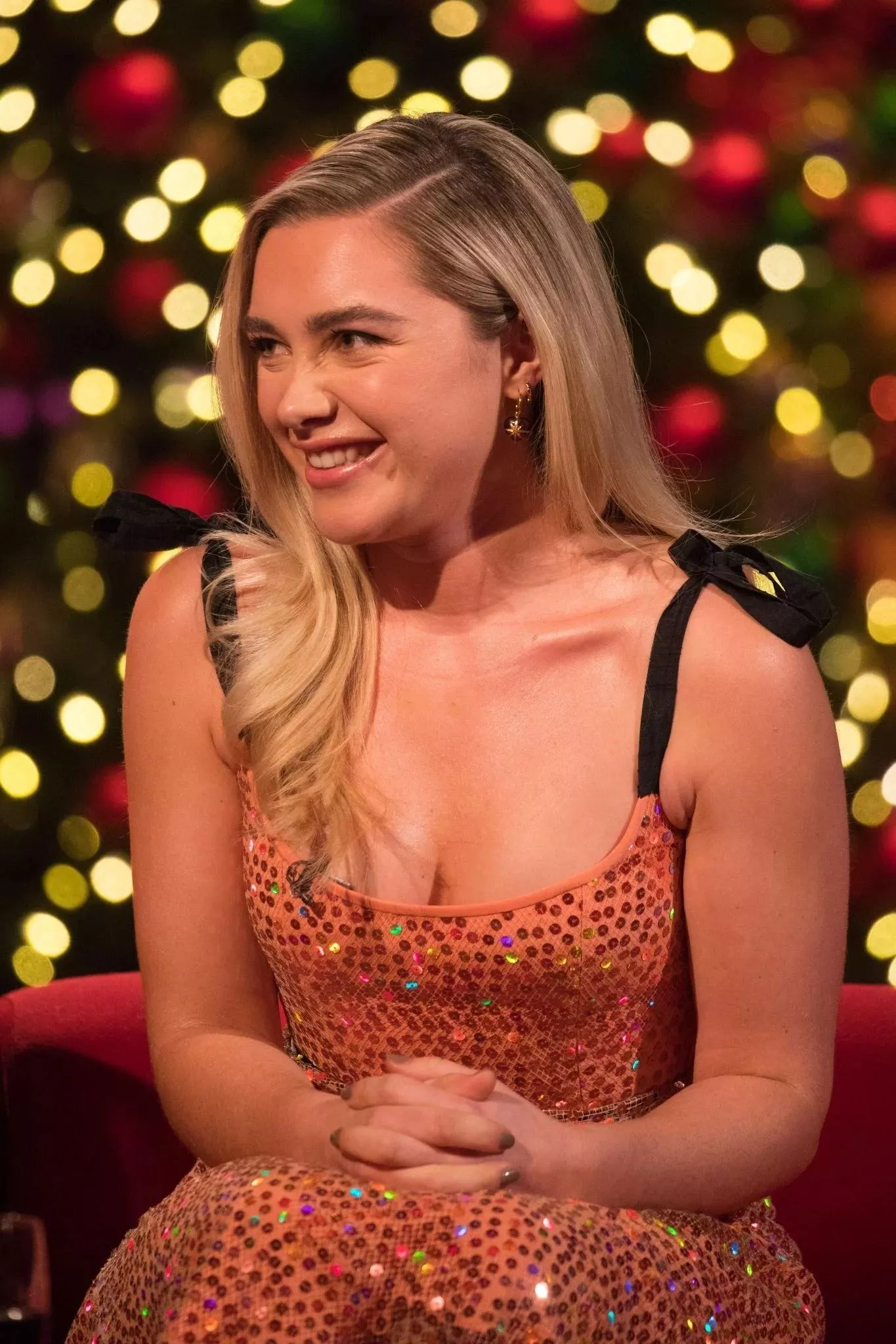 would love to have my cock worked for florence pugh