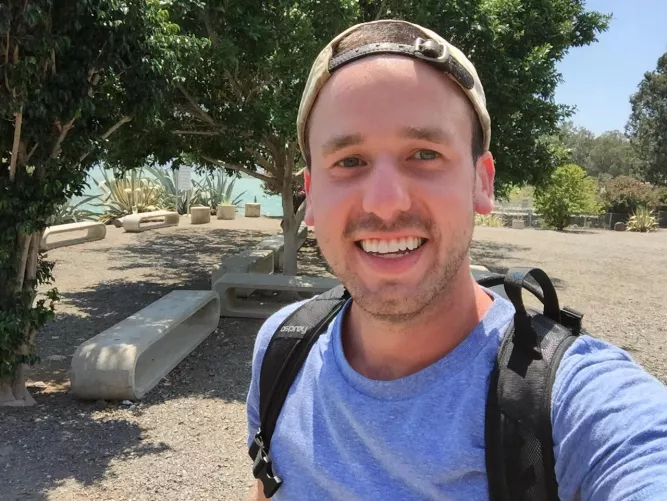 🏃‍♂️🌳🌤️