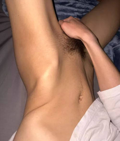 21, Korean. Sc: dasani_cream