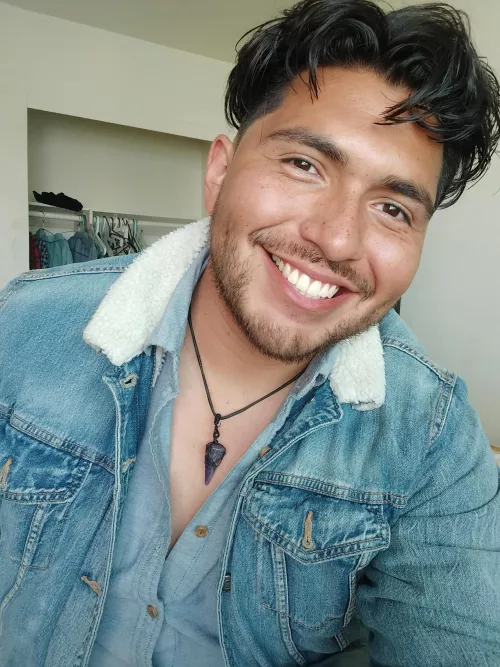 26. Mexican. decided to try a new hairstyle for my new job 😄🙏