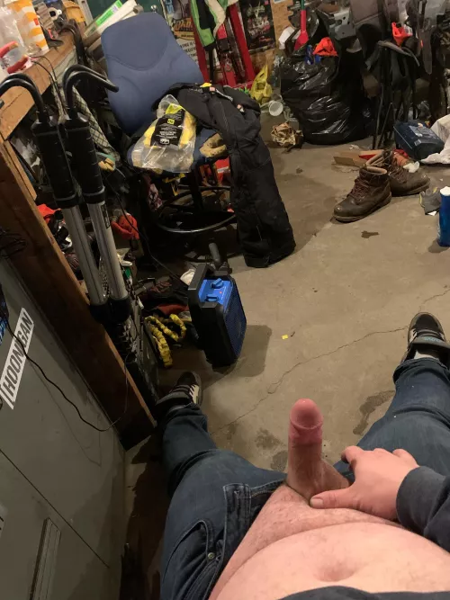 36 m Canada … I’ve always felt fat and ugly