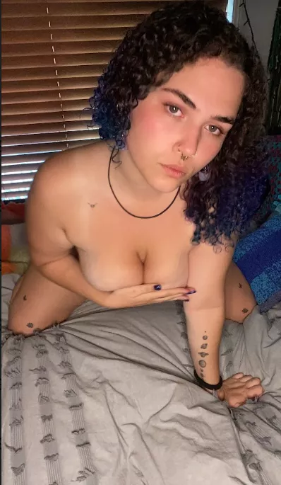 Bend me over and enjoy what I can offer ;)