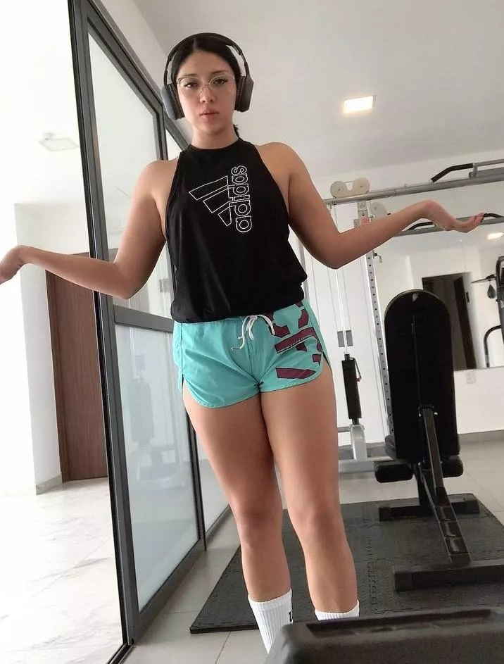 Can I send you pics like this every day after my workout