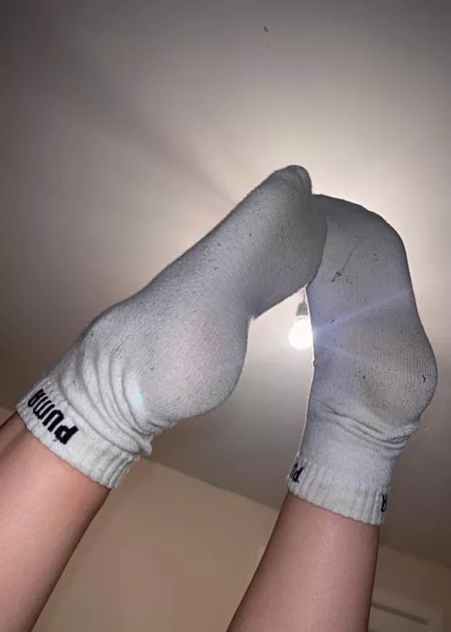 Can’t believe I’ve got them so dirty on day 1 😩 so comfy though 🍭