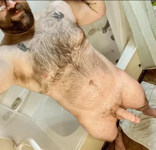 Can’t forget to get a pic for my fav page 😉😉 have a great weekend✌️😏