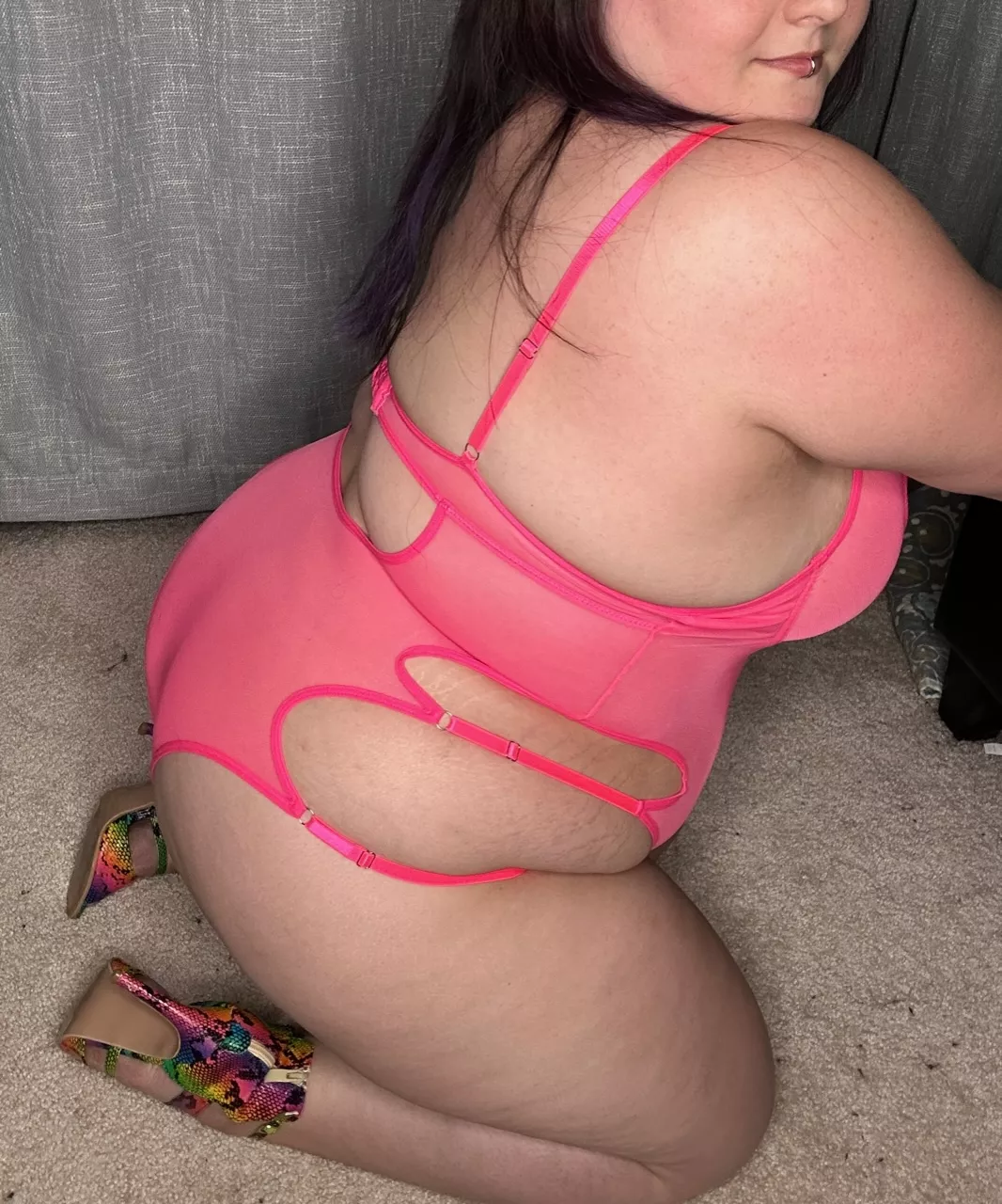 Can't go wrong with hot pink lingerie and fun colorful heels!
