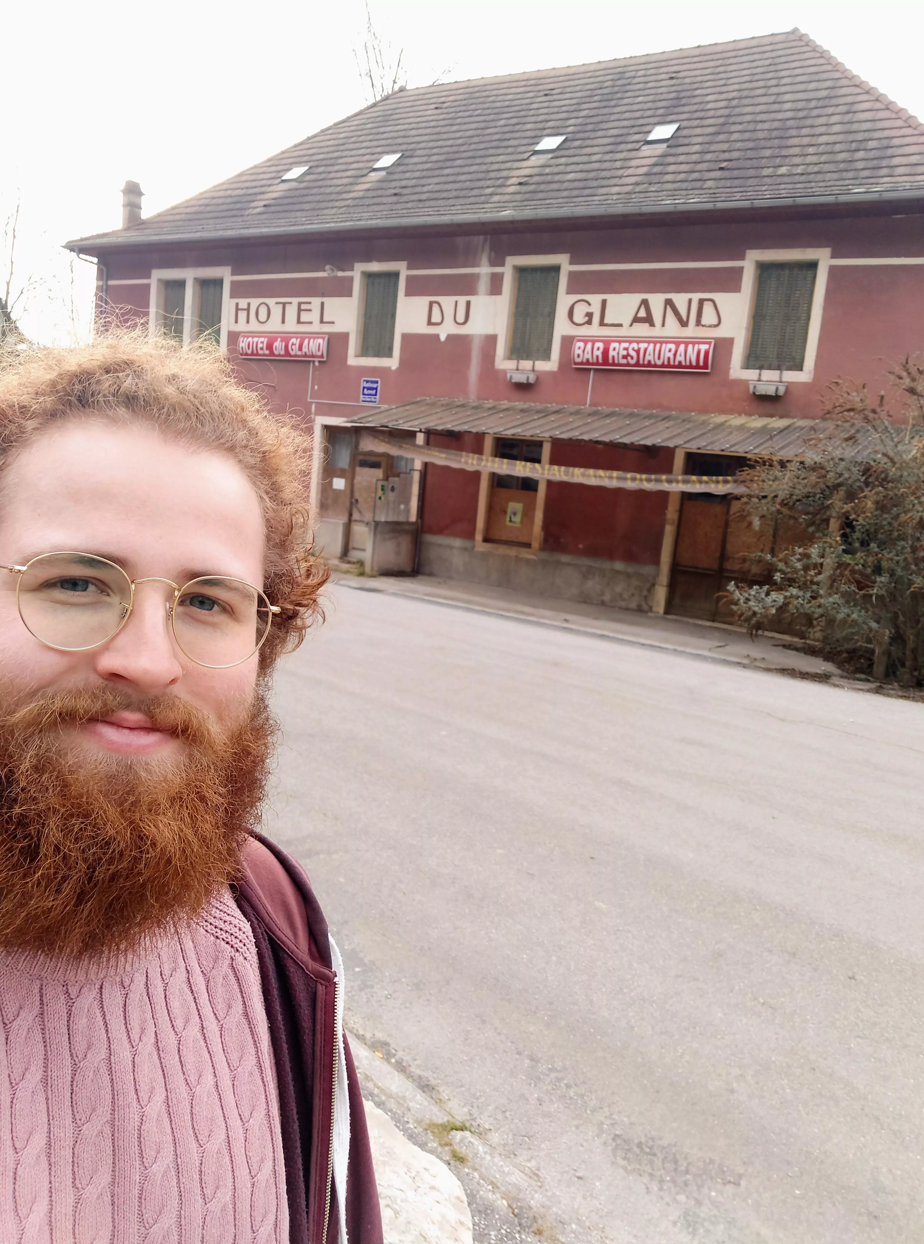 Glans Hotel in France is sadly closed 😂