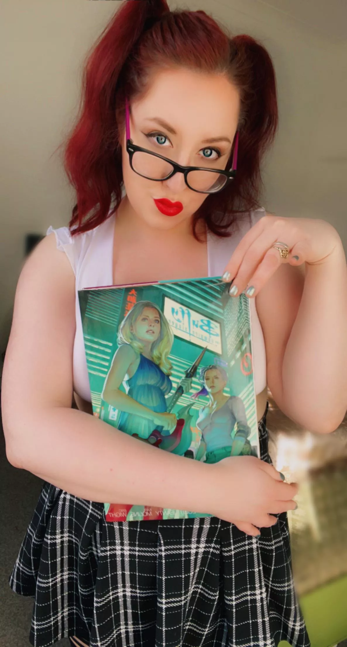 How does a naughty student go about getting an A in biology? Maybe I should ask the professor for a practical demonstration!