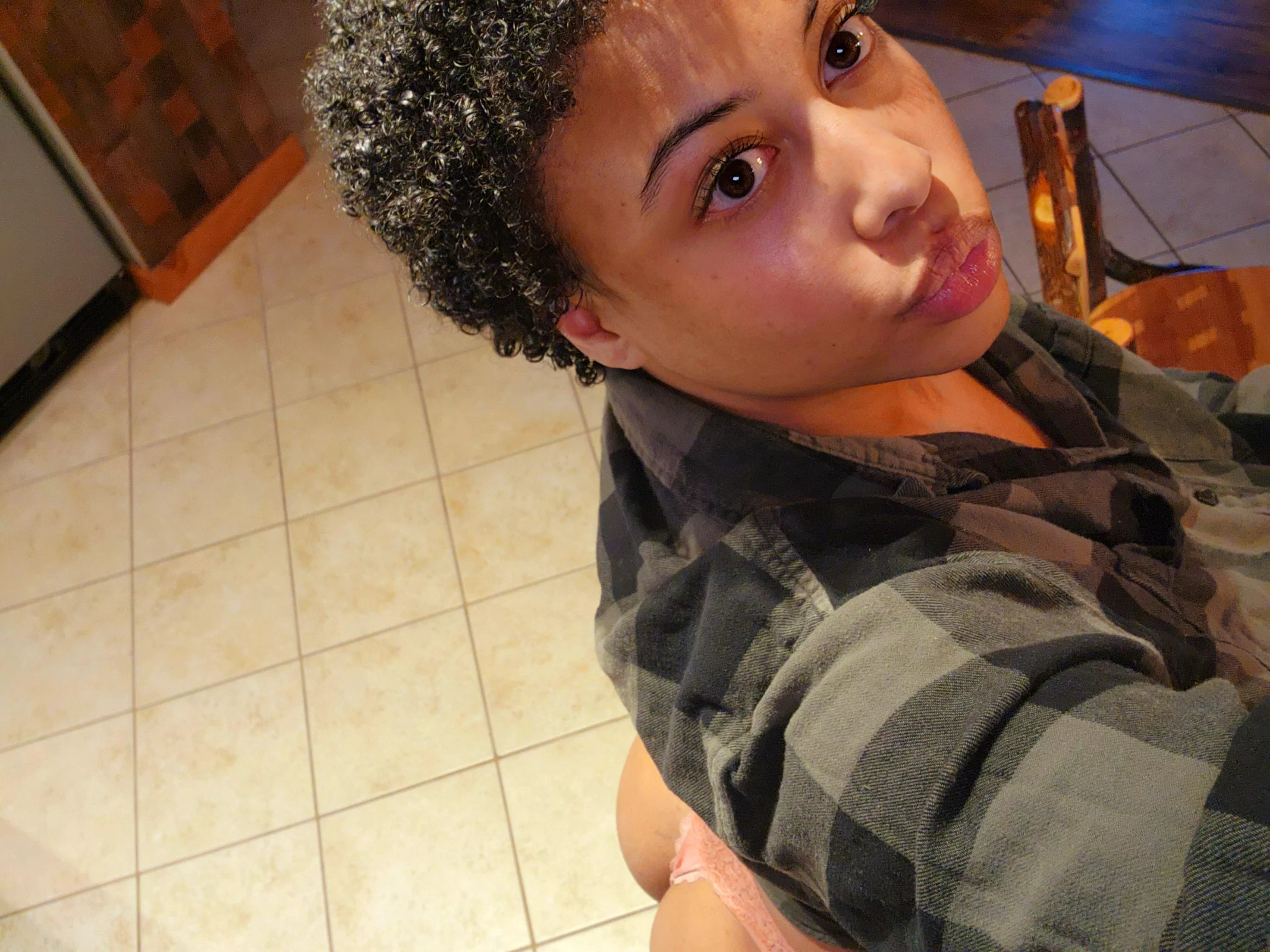 how juicy do you think my ass taste ?