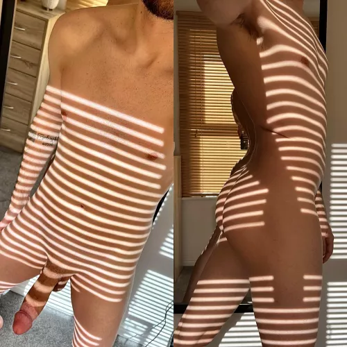 How’s this for an artsy nude?