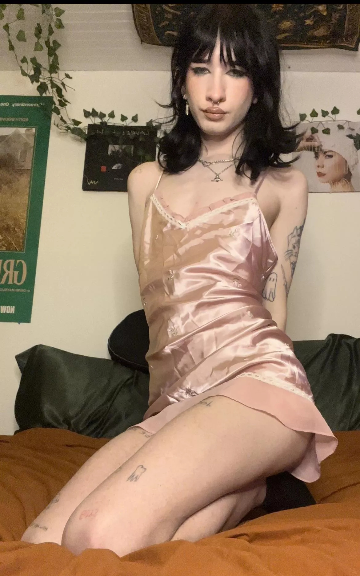 it’s okay if u get hard when u look at me…i won’t tell 🤫😉😉