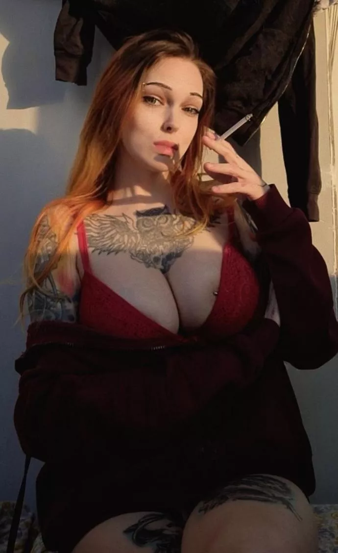 Let's go out for a smoke break 🚬