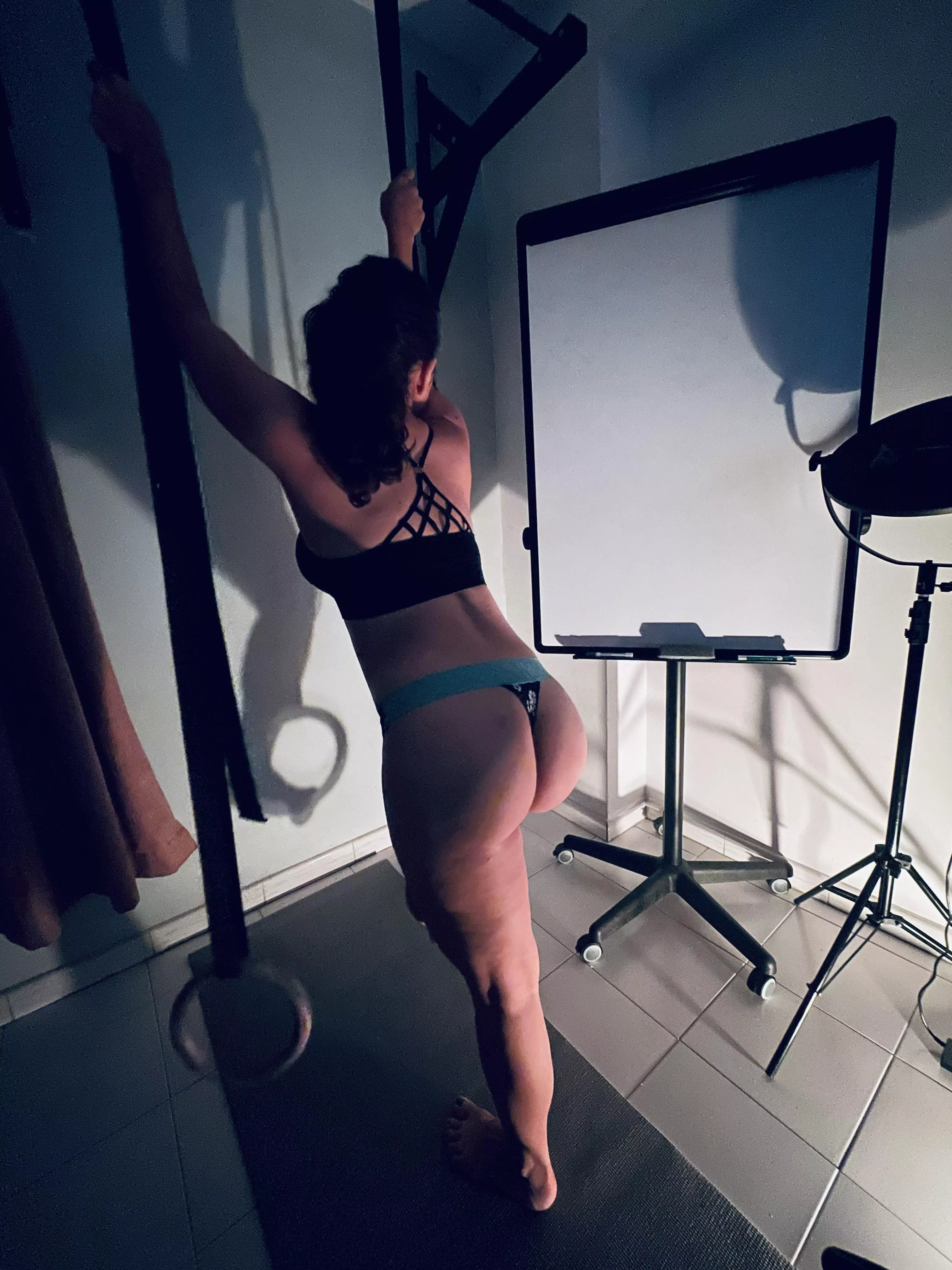 love showing off my mid 30s mombod, thoughts?