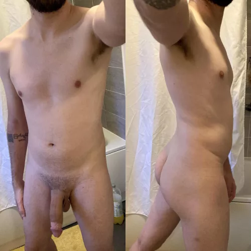 My body is a bit deflated today but here’s a semi hard nude anyway 😊