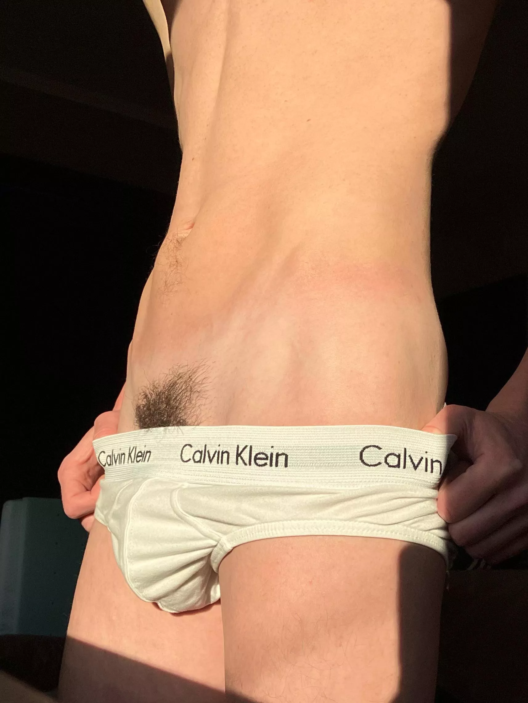 Naturally limited hair except for this area. Happy trail doesn’t connect.