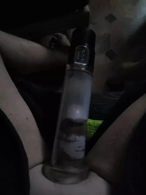 Sitting in the dark, watching porn and pumping on a lazy Saturday night