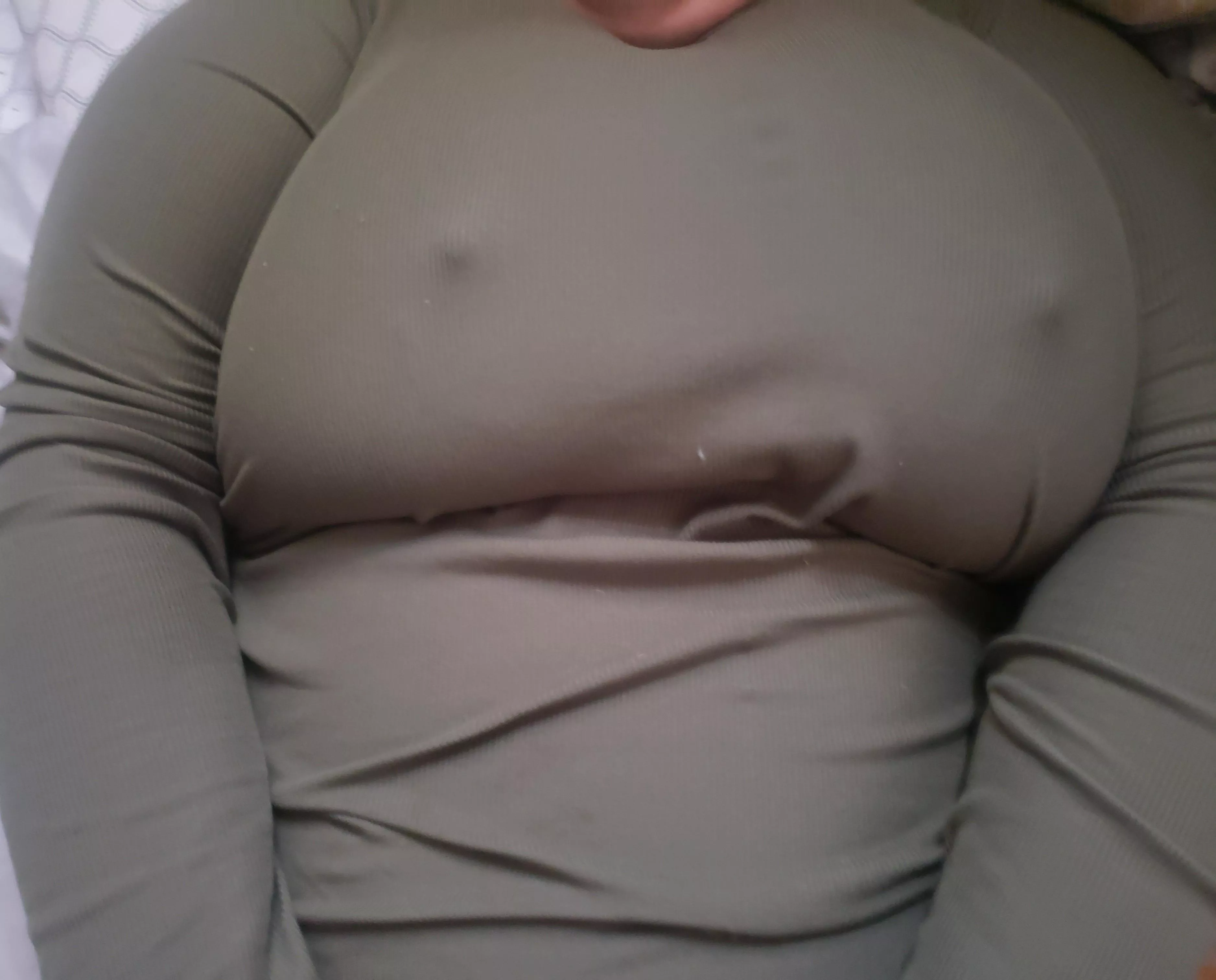 Spending my Sunday in bed 😊