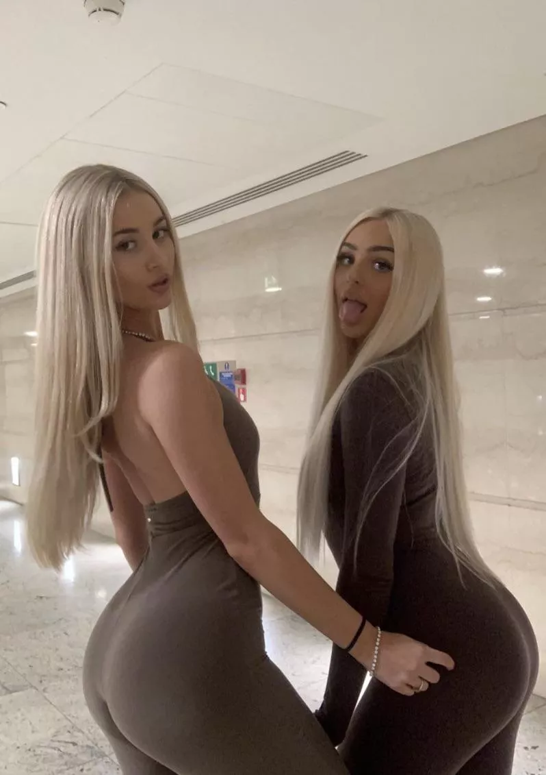 these 2 chavs tight arses 😍🍑