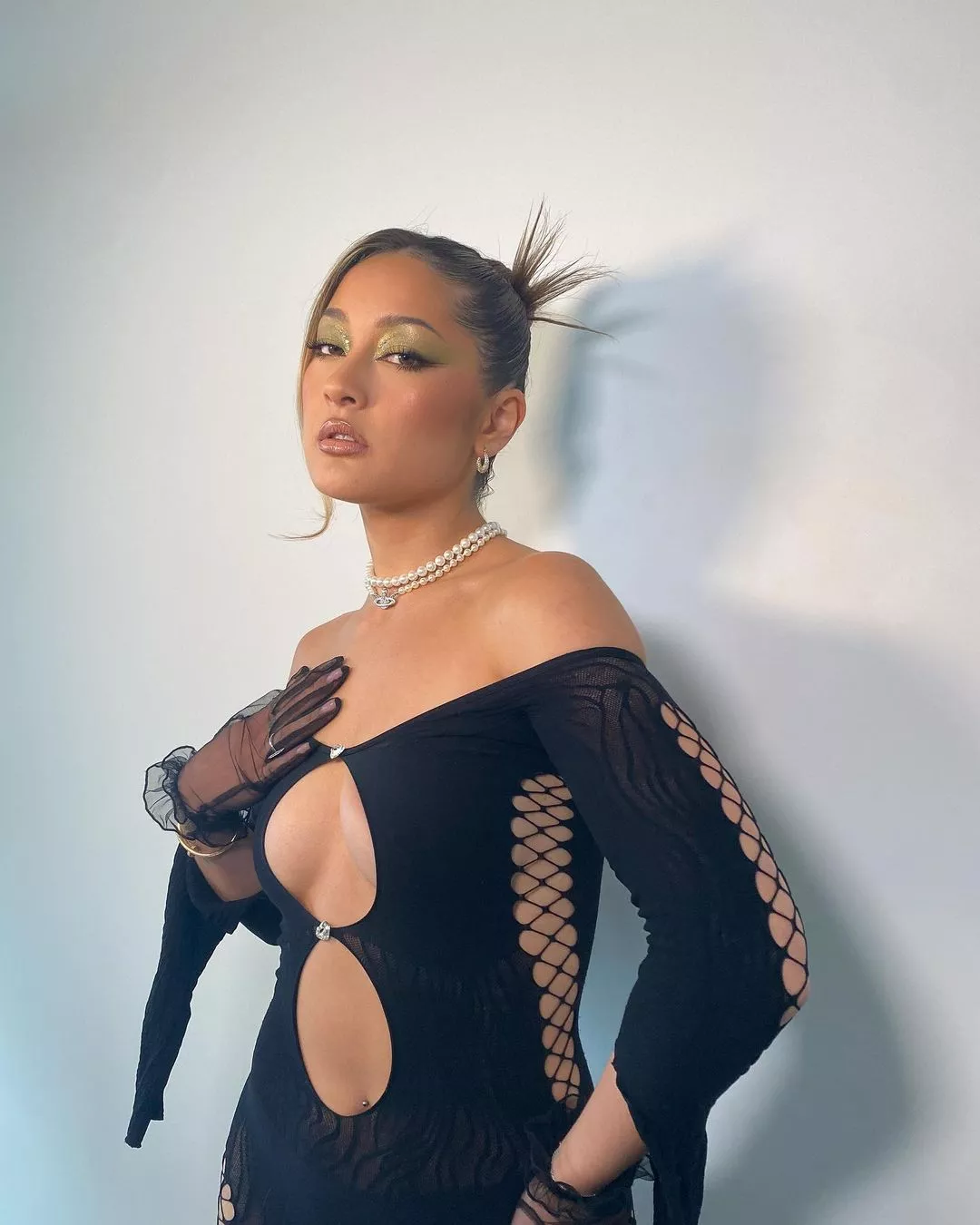 Vietnamese and German