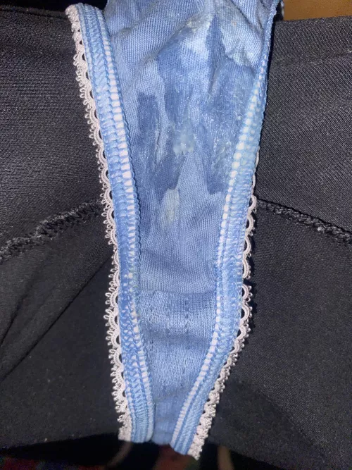 Waiting for someone to reserve me for the night 😋