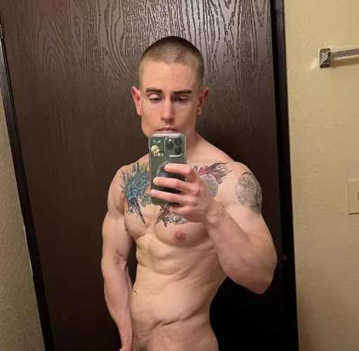 Wanna watch me stroke it after a workout? [M]