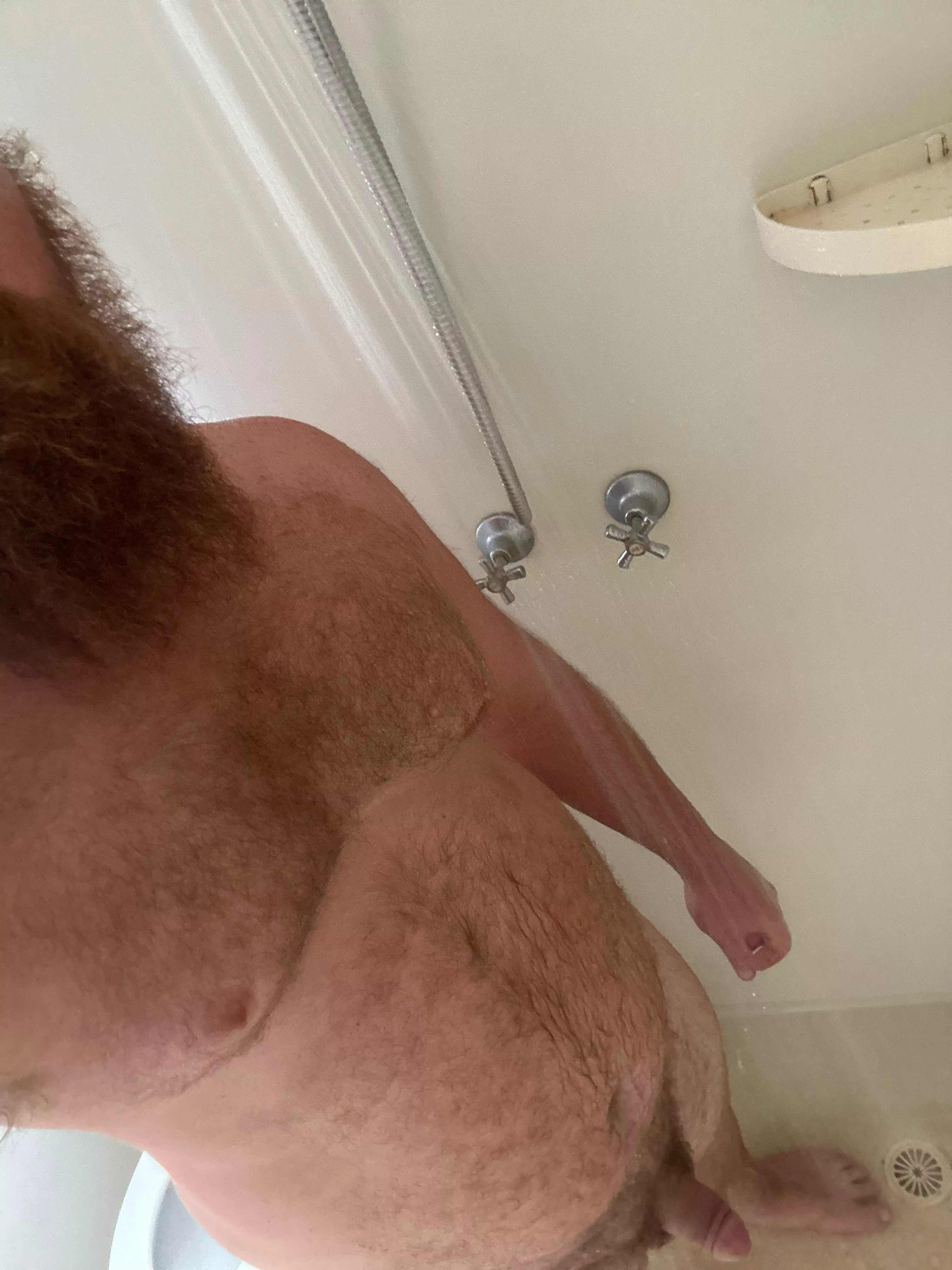 Who wants to wash my back and suck my cock