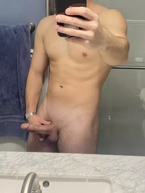 Would love to feel a pair of lips around my head