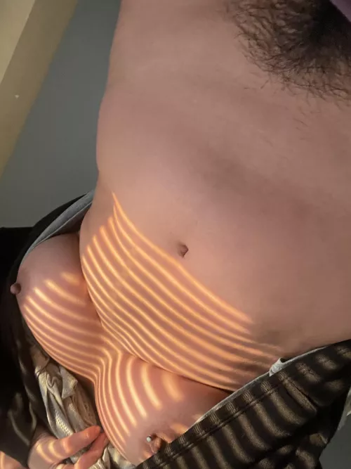 Would you enjoy a hairy Asian like me?🥺🖤