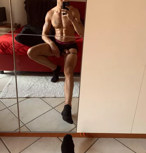 Would you sit on my lap? 😏🔥