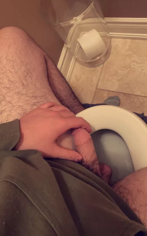 21 help me deal with my morning wood send face and asl:)) sc- matthewryck