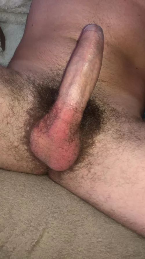 30 m / looking for extrem hairy dicks 😏 love live cum with ONLY face and maybe for longtherm . Add me if u wanna cum with me . Snap : Marc.boy23.
