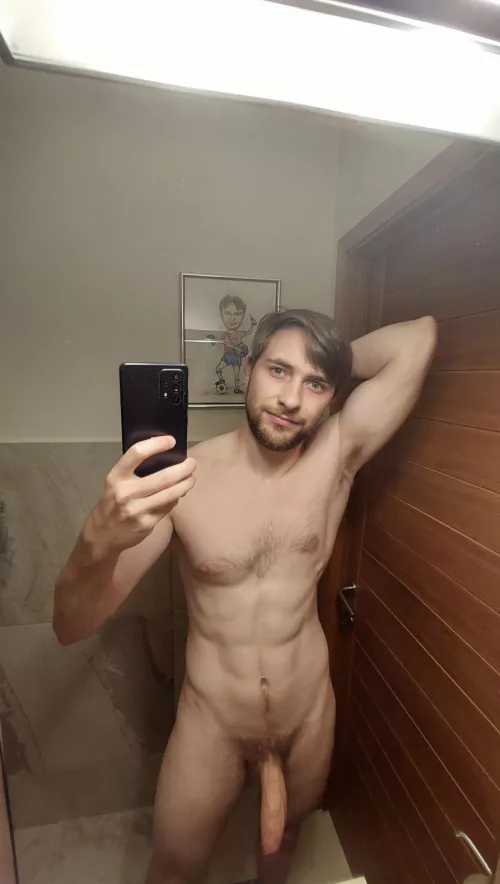 30 M UK - pro and cons please :) out of 10 would also be appreciated!