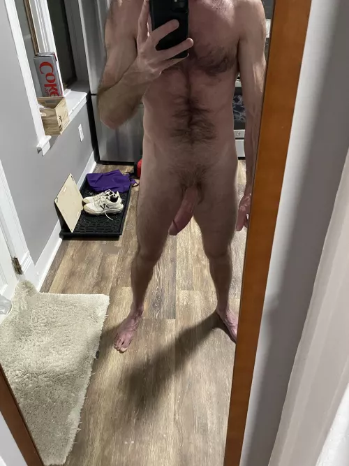 40 Chicago BWC and looking for new friends. Agegap Hotwife