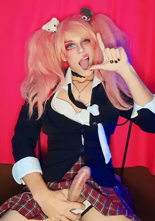 a girl with a surprise!♡