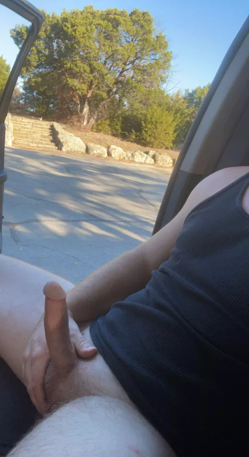 Always get horny in the truck