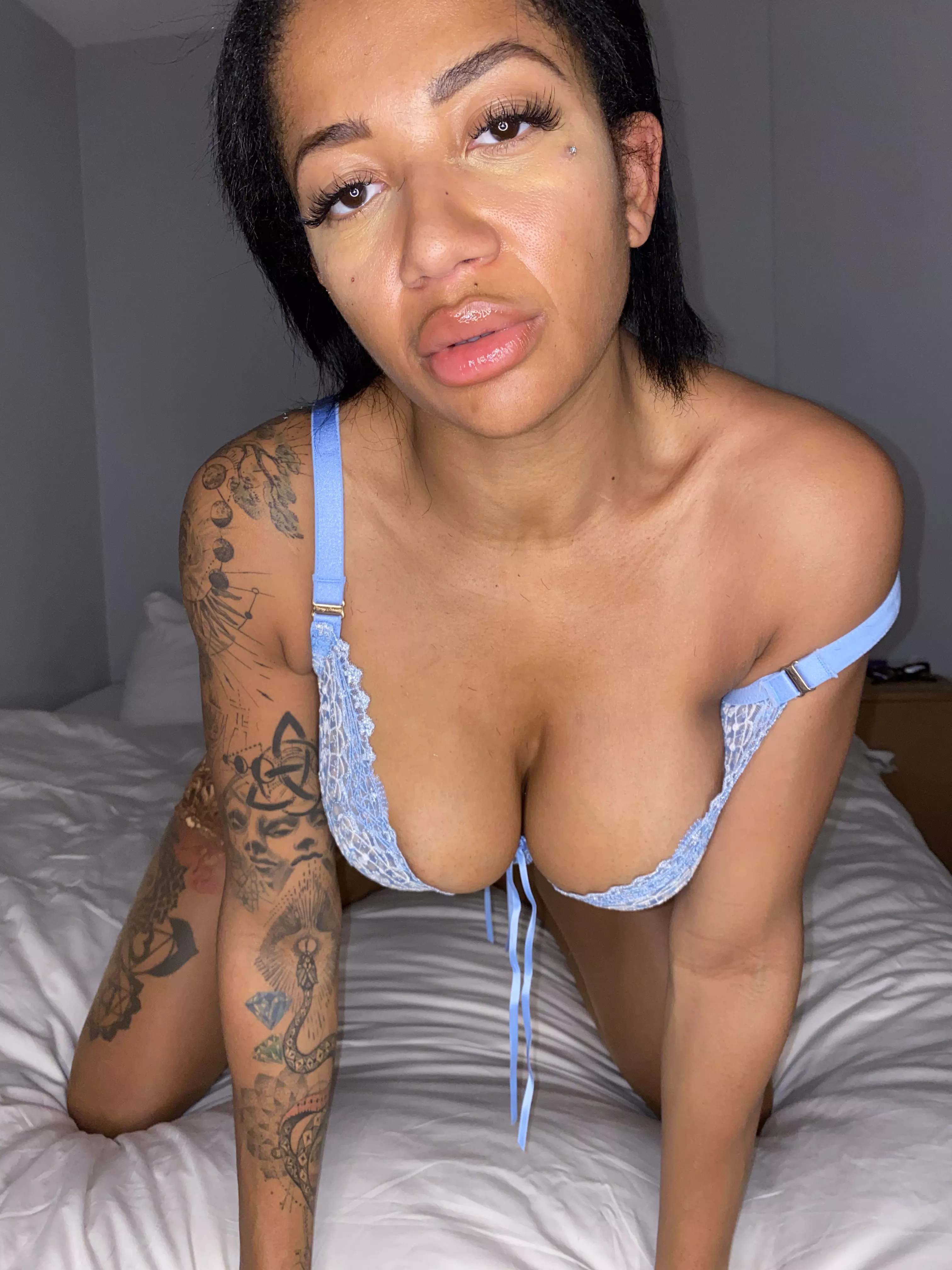 Can i be your ebony queen?